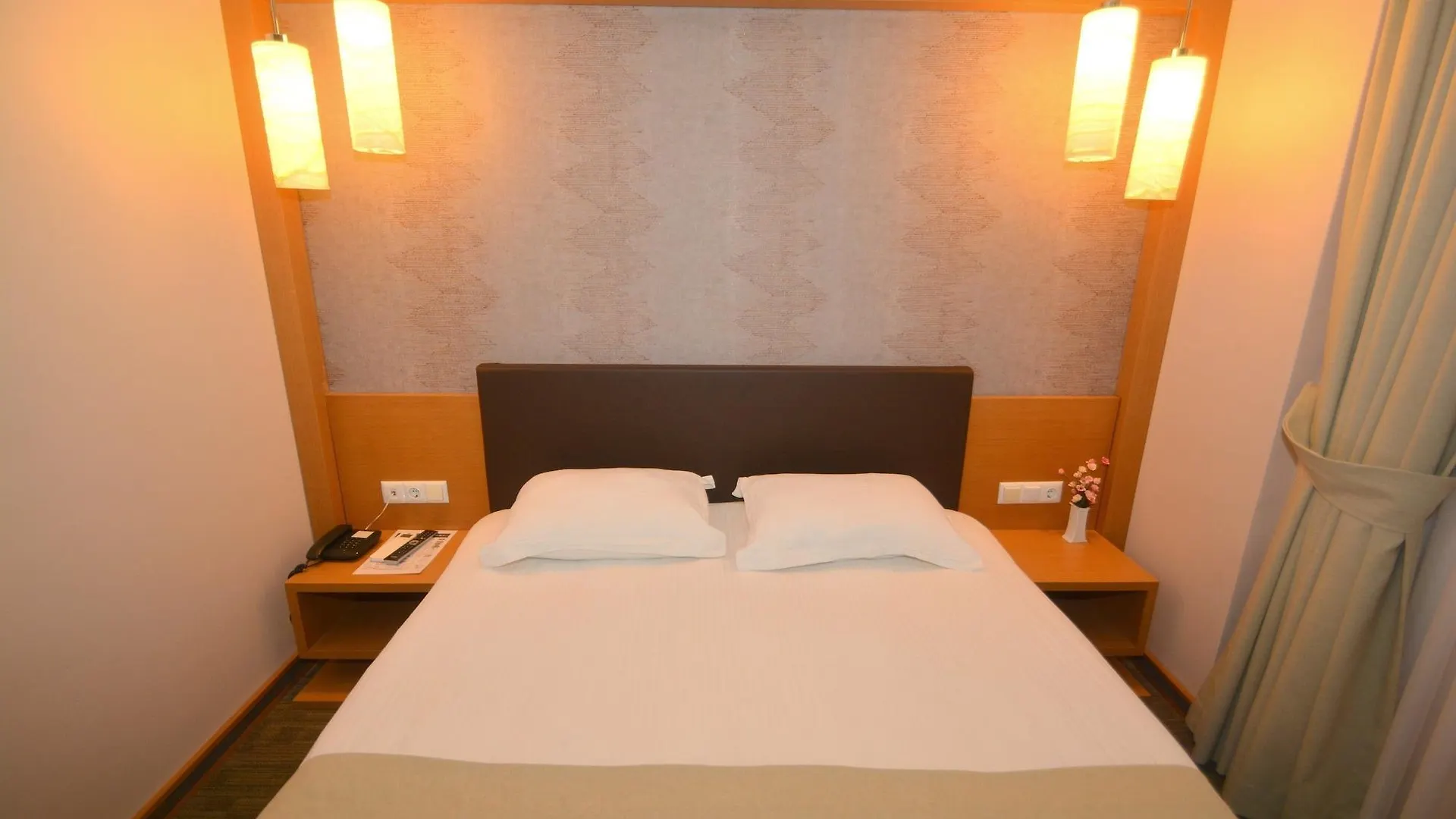 Istankoy Hotel Kusadası 3*,