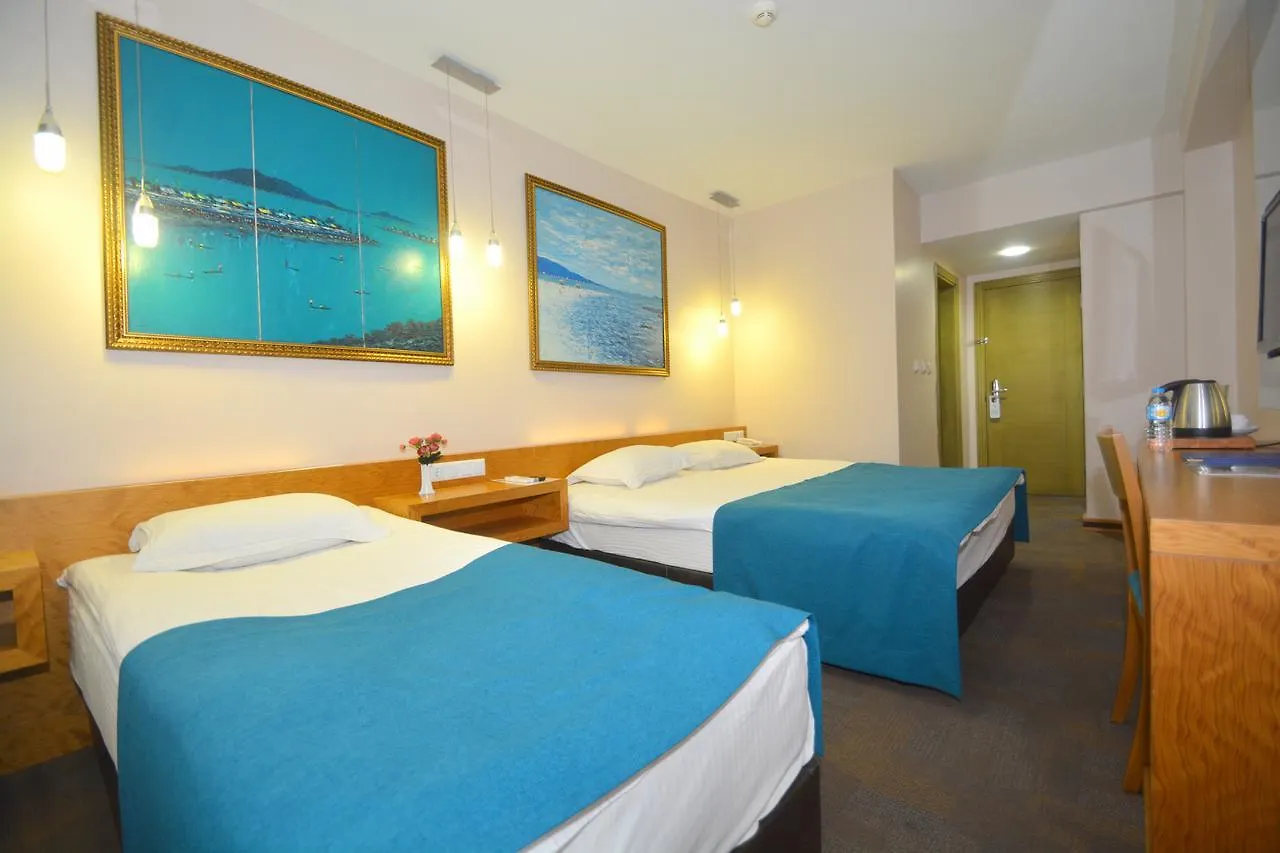 Istankoy Hotel Kusadası 3*,